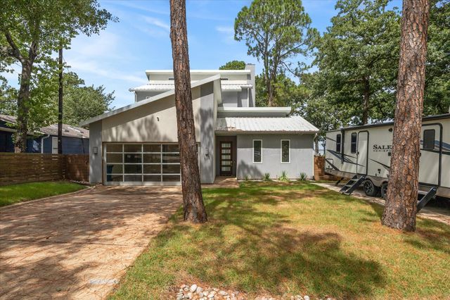 130 Harbor Drive, Gun Barrel City, TX 75156