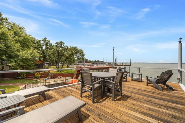 130 Harbor Drive, Gun Barrel City, TX 75156