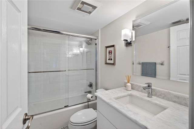 1700 Ocean Drive 301, Vero Beach, FL 32963