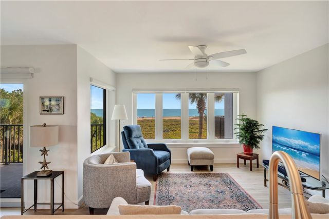 1700 Ocean Drive 301, Vero Beach, FL 32963