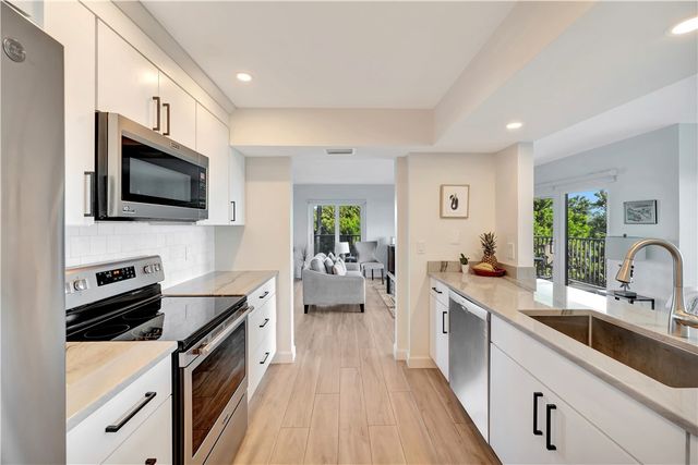 1700 Ocean Drive 301, Vero Beach, FL 32963