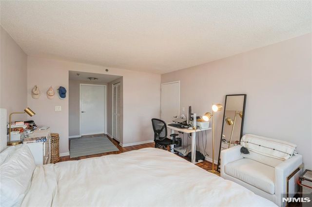 700 1st 15RS, Hoboken, NJ 07030
