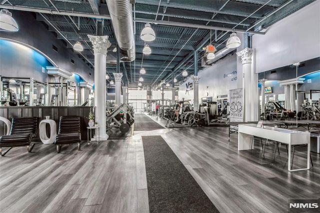 700 1st 15RS, Hoboken, NJ 07030