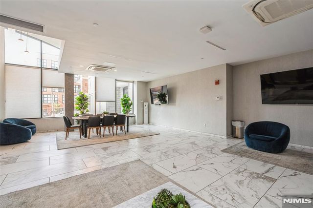 700 1st 15RS, Hoboken, NJ 07030