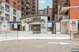 700 1st 15RS, Hoboken, NJ 07030