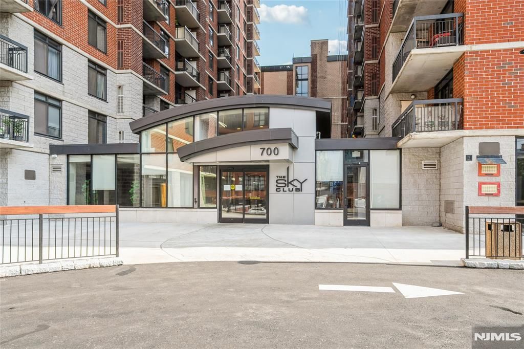 700 1st 15RS, Hoboken, NJ 07030