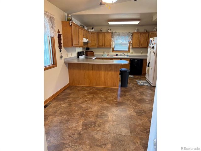 1230 Lincoln Street, Wray, CO 80758