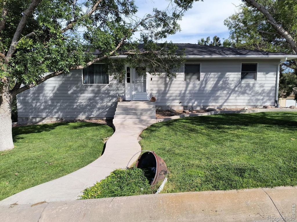 1230 Lincoln Street, Wray, CO 80758