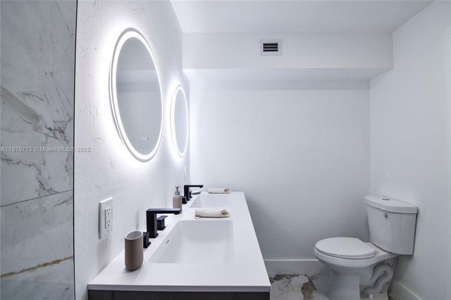 413 SW 22nd Ter, Fort Lauderdale, FL 33312