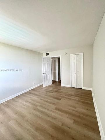 4550 NW 9th St 803E, Miami, FL 33126