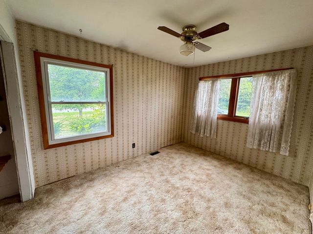6352 Gavin Lake Avenue Ne, Grattan Twp, MI 49341