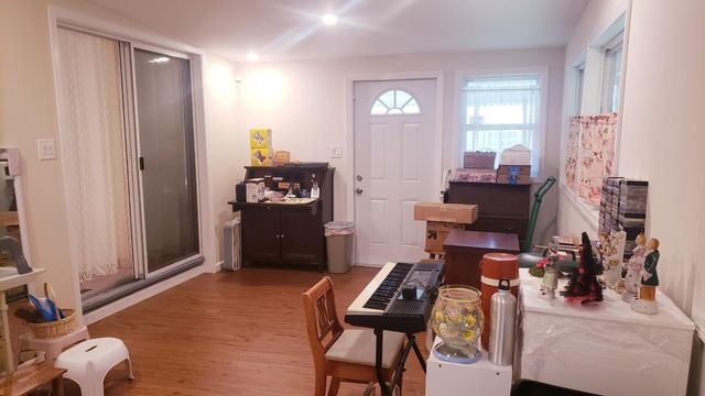 8128 South St, Boca Raton, FL 33433