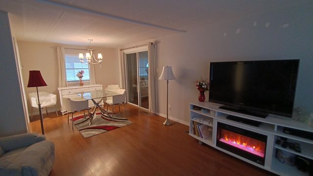 8128 South St, Boca Raton, FL 33433