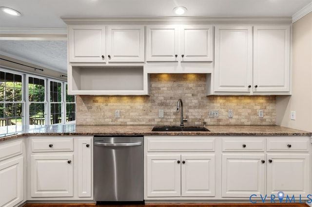 1437 Palmore Rd, Powhatan, VA 23139
