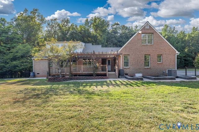 1437 Palmore Rd, Powhatan, VA 23139