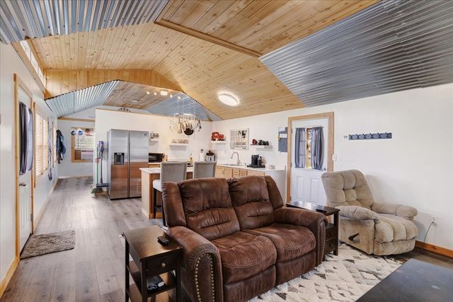 106 Red Bud Street, Ravenna, TX 75476