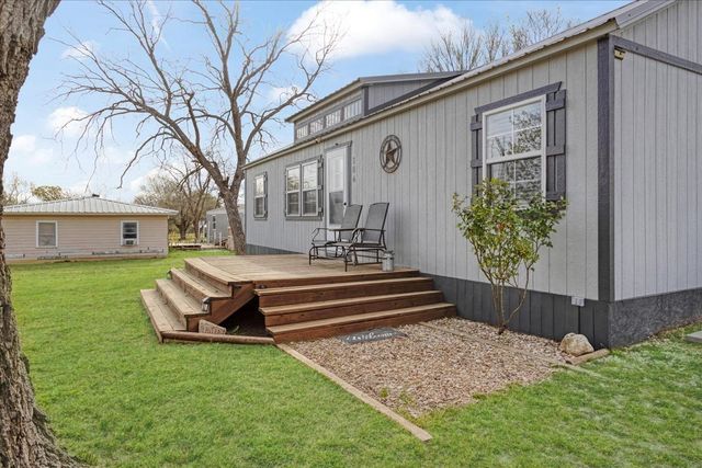 106 Red Bud Street, Ravenna, TX 75476