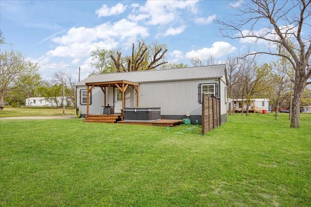 106 Red Bud Street, Ravenna, TX 75476