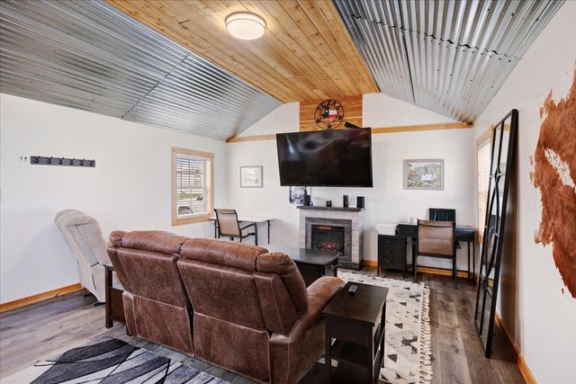 106 Red Bud Street, Ravenna, TX 75476