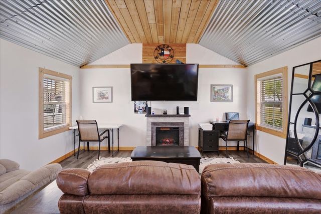 106 Red Bud Street, Ravenna, TX 75476