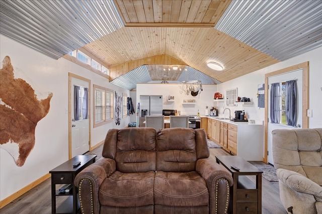 106 Red Bud Street, Ravenna, TX 75476