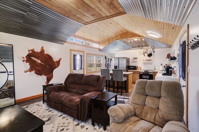 106 Red Bud Street, Ravenna, TX 75476