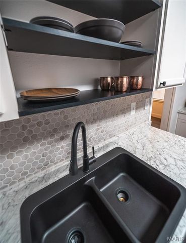 1022 Lynwood Drive, Rolla, MO 65401