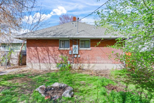 2576 GRAMERCY AVE, Ogden, UT 84401
