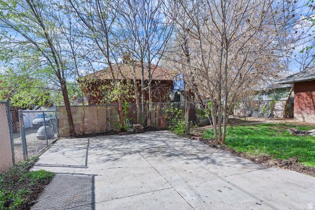 2576 GRAMERCY AVE, Ogden, UT 84401