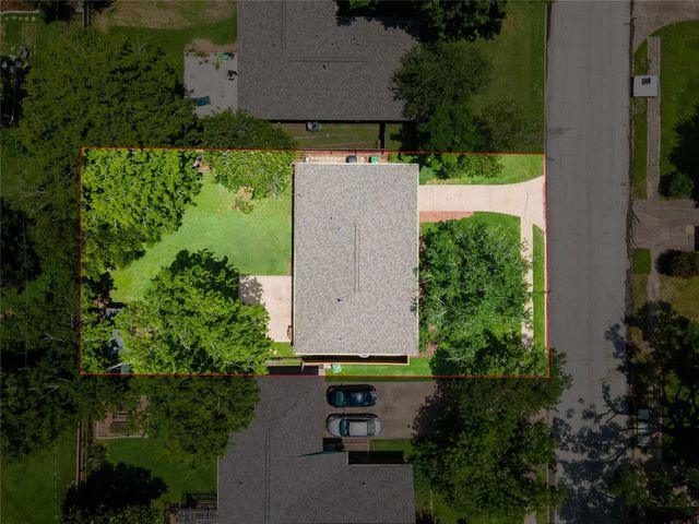 11206 Cliffwood Drive, Houston, TX 77035