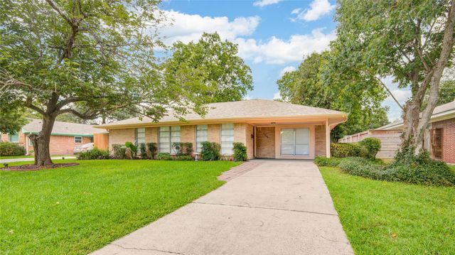 11206 Cliffwood Drive, Houston, TX 77035