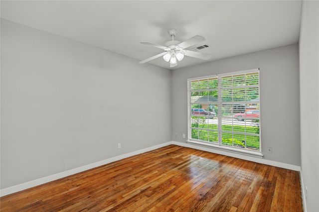 11206 Cliffwood Drive, Houston, TX 77035