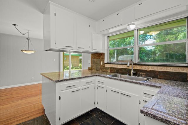 11206 Cliffwood Drive, Houston, TX 77035