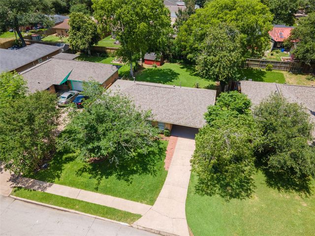 11206 Cliffwood Drive, Houston, TX 77035