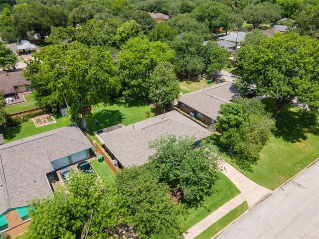 11206 Cliffwood Drive, Houston, TX 77035