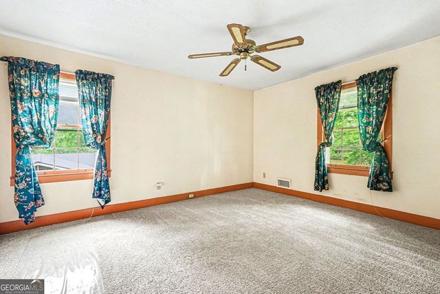 3642 Rainbow Circle SW, Snellville, GA 30039