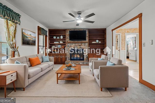3642 Rainbow Circle SW, Snellville, GA 30039
