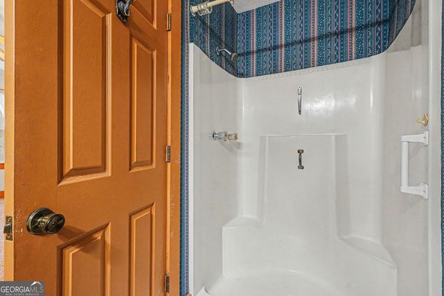 3642 Rainbow Circle SW, Snellville, GA 30039