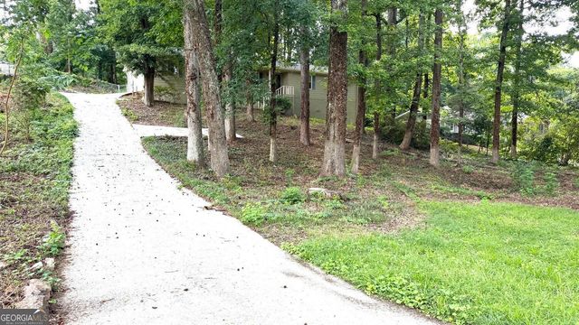 3642 Rainbow Circle SW, Snellville, GA 30039