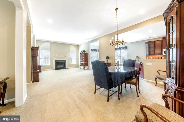 282 WILLOW DR, Newtown, PA 18940