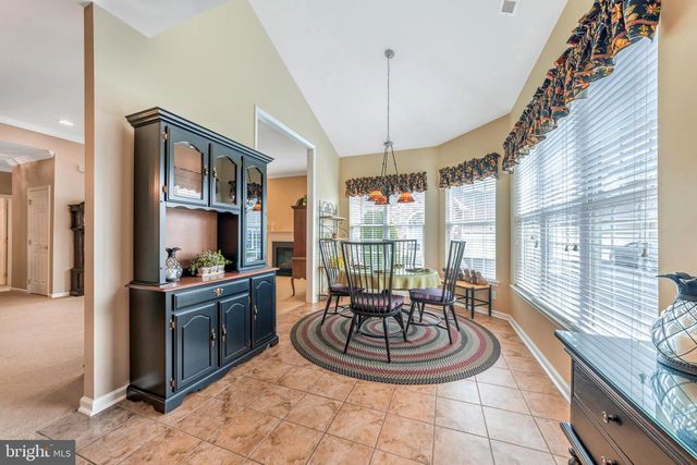 282 WILLOW DR, Newtown, PA 18940