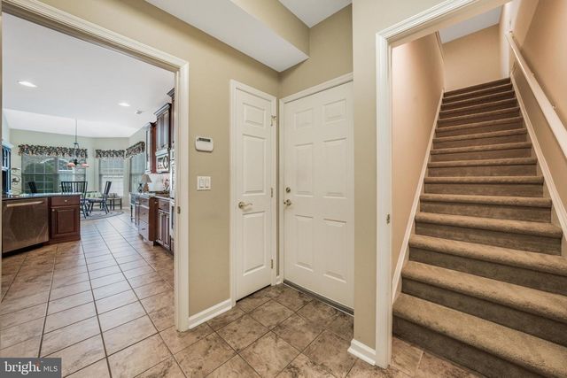 282 WILLOW DR, Newtown, PA 18940