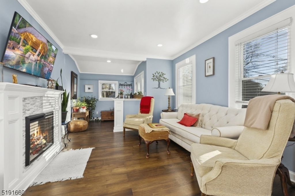 149 Burnett Ave, Maplewood Twp., NJ 07040 — photo 3