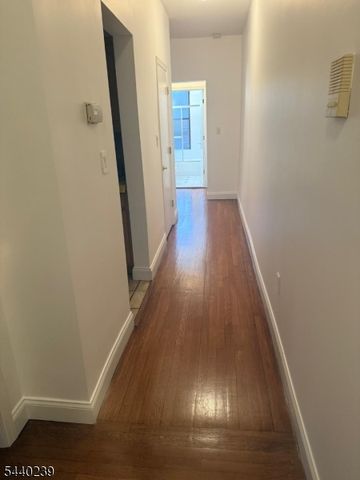 19 Pomona Ave 5C, Newark City, NJ 07112