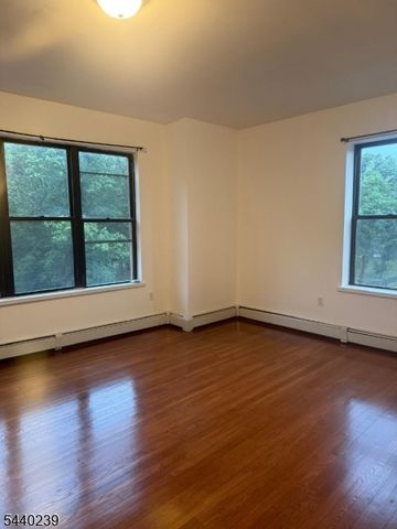19 Pomona Ave 5C, Newark City, NJ 07112