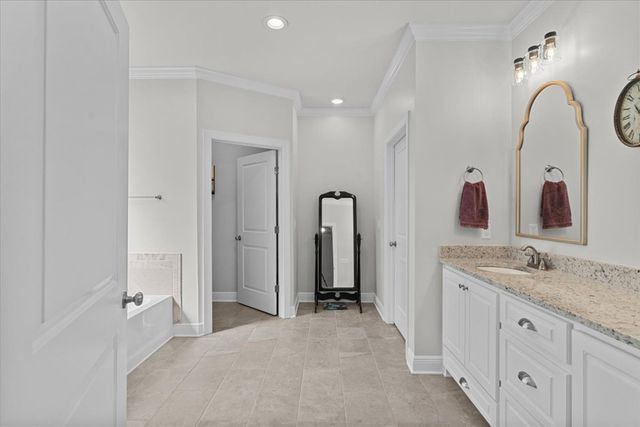 114 Yorkhill Street, Dothan, AL 36305