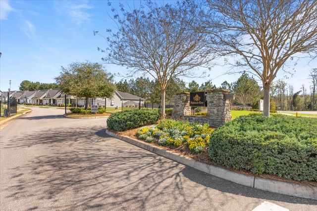 114 Yorkhill Street, Dothan, AL 36305