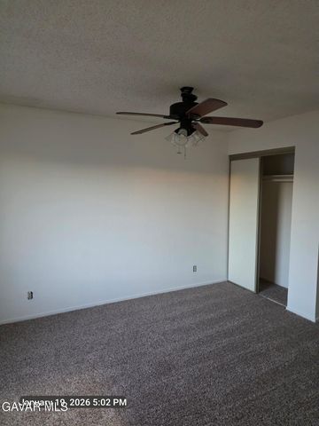 38550 E 22nd Street 16, Palmdale, CA 93550