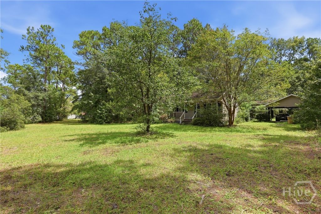 Image 3 of property listing at 112 Midland Drive, Guyton, GA 31312