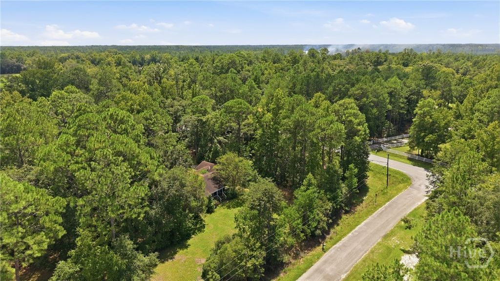 Image 35 of property listing at 112 Midland Drive, Guyton, GA 31312
